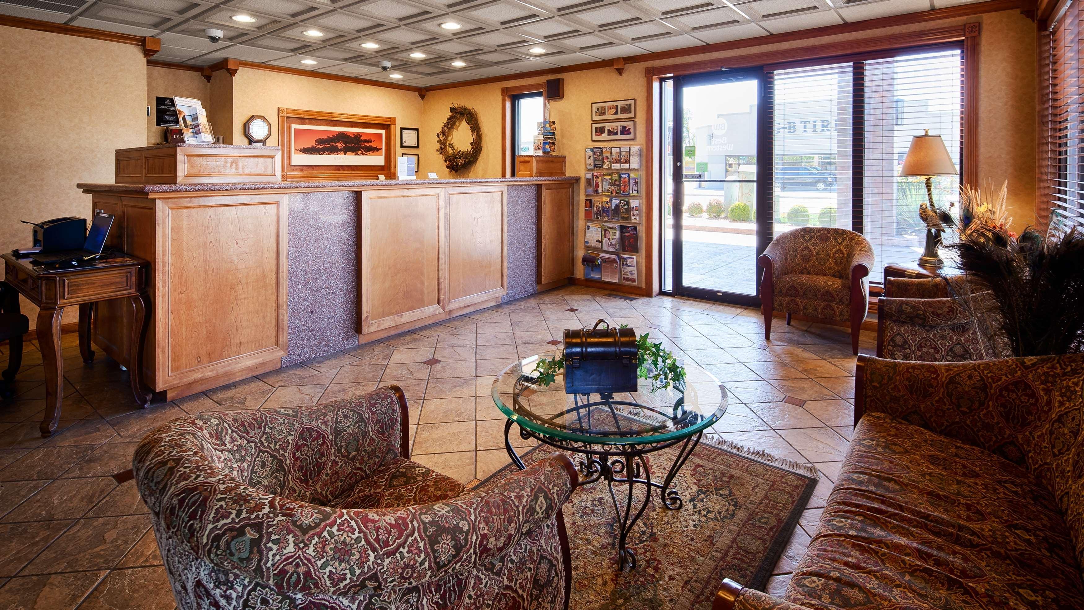 Best Western Angus Inn Great Bend Екстер'єр фото