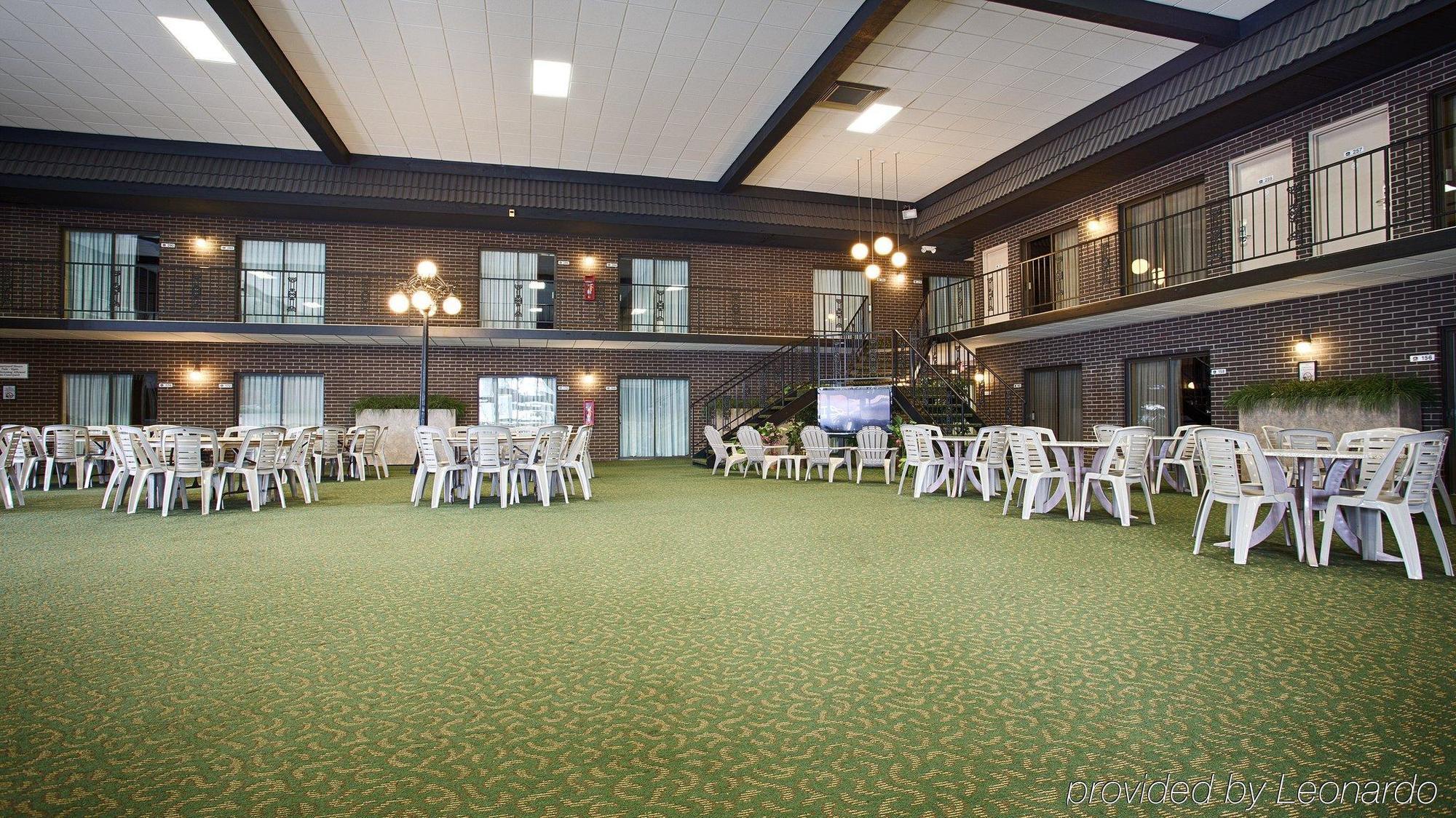 Best Western Angus Inn Great Bend Екстер'єр фото