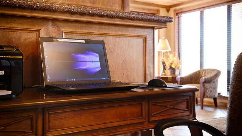 Best Western Angus Inn Great Bend Екстер'єр фото